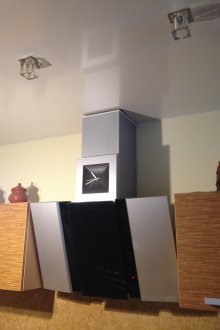 Σωλήνας από την κουκούλα στην κουζίνα