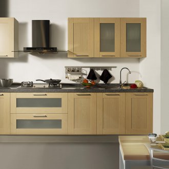 Κουζίνα με γυάλινα γραφεία