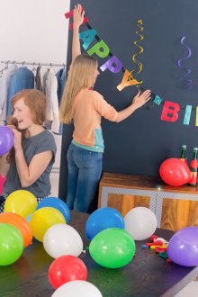 Διακοσμητικό δωμάτιο για τα γενέθλια των ενηλίκων