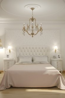 Λευκή ταπετσαρία με ένα μοτίβο και απλό στην κλασική κρεβατοκάμαρα