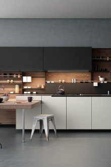 Πάνελ κάτω από το δέντρο για την κουζίνα ενός εξοχικού σπιτιού