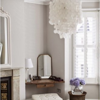 Γωνιακό τραπέζι