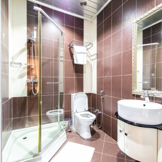 Μωβ μπανιέρα