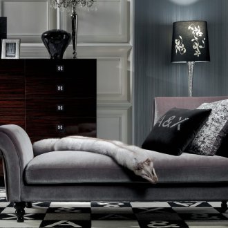 Aksamitna sofa rozkładana