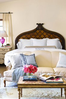 Καναπές για κρεβατοκάμαρα σε στυλ provence