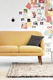 Καναπές μωρό με ένα γεωμετρικό μοτίβο