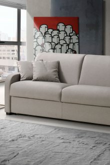 Καναπές μωρό στο σαλόνι