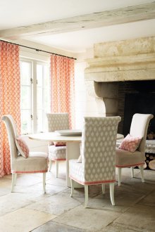 Κουρτίνες για εξοχικές κατοικίες με μοτίβο