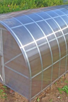 Πολυανθρακικό θερμοκήπιο