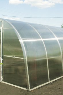 Στρογγυλεμένο πολυκαρβονικό θερμοκήπιο