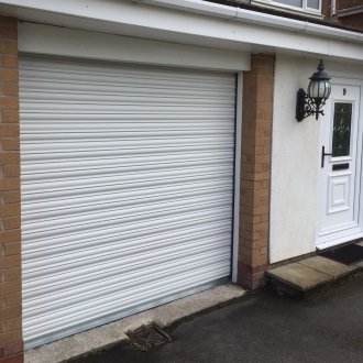 Awtomatikong roller shutter gate