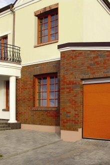 Καφέ πόρτες ρολού