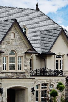 Σύνθετο κεραμίδι στο αρχοντικό