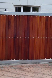 Αυτόματες πόρτες ανύψωσης