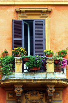 Μπαλκόνι Πόρτα Λούβρου