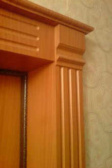 Επένδυση από πλαστικοποιημένη πόρτα