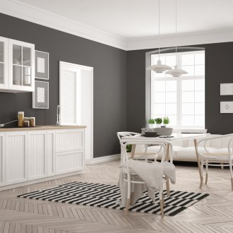 Γκρίζοι τοίχοι και λευκά έπιπλα