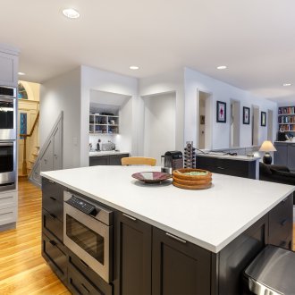 Σκούρο γκρι κουζίνα