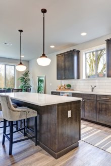 Στάδια του γκρι στην κουζίνα