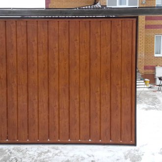 Πλευρική ολισθαίνουσα πύλη