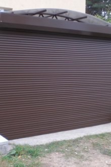 Πύλες εναέριας κυκλοφορίας με ρολά