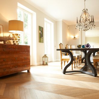 Παρκέ Χριστουγεννιάτικο δέντρο με μοντέρνο στυλ