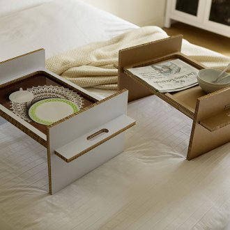 Τραπέζι πρωινού με ραβδώσεις