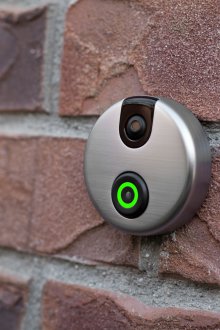 Το κουδούνι είναι λαμπερό