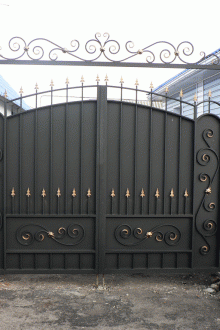 Μεταλλικές πόρτες για πύλες