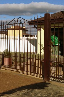 Πύλες για μεταλλικές πύλες