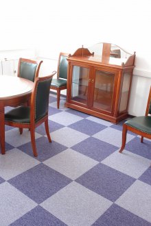 Τα κεραμίδια στο γραφείο