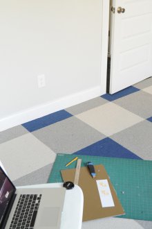 Πολύχρωμα πλακάκια χαλιών