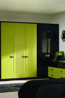 Ο συνδυασμός του πράσινου και του μαύρου στην κρεβατοκάμαρα