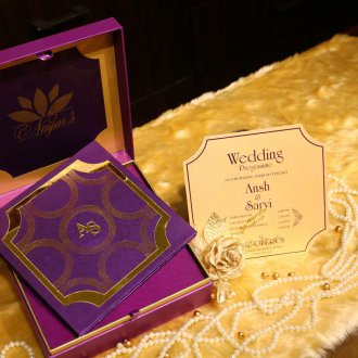 Κουτί γαμήλια πρόσκληση