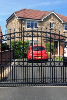 Μεταλλική πύλη σιδήρου