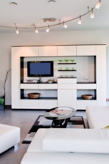 Διαφανείς ανοιχτό πράσινο κουρτίνες στο σαλόνι