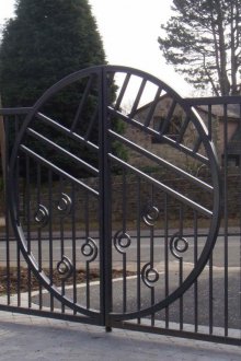 Μεταλλικές πύλες από χάλυβα