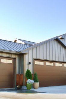 Πρόσοψη από μεταλλική παρακαμπτήριος