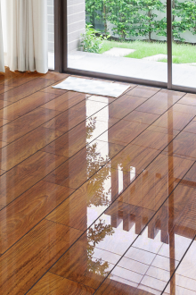 Τοποθέτηση γυαλιστερό μεμβράνη