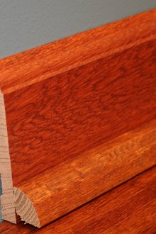 Ξύλινη σανίδα στο εσωτερικό