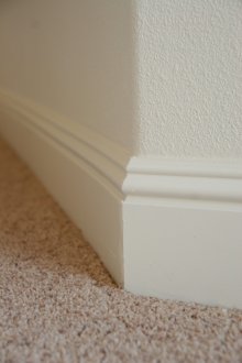 Ξυλόγλυπτα στο εσωτερικό