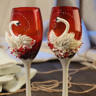 Γαμήλια ποτήρια με κύκνους
