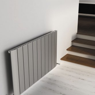 Ψυγείο αλουμινίου στο σπίτι