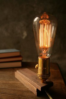 Επιτραπέζιο φωτιστικό Edison