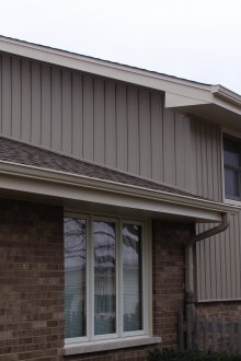 Γκρίζα κάθετη παρακαμπτήριος