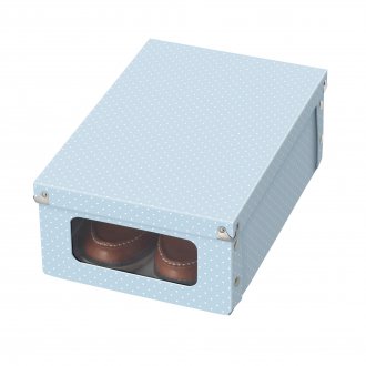 Ένα κουτί αποθήκευσης παπουτσιών με ένα διαφανές παράθυρο είναι ένα πολύ βολικό πράγμα