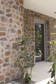 Φυσική πέτρα