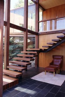 Επιδαπέδια πάνελ σε εξοχική κατοικία