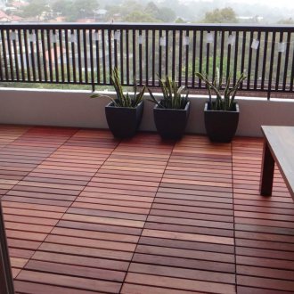 Παρκέ στο μπαλκόνι