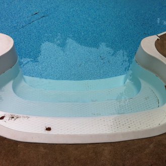 Γραμμή βινυλίου για την πισίνα